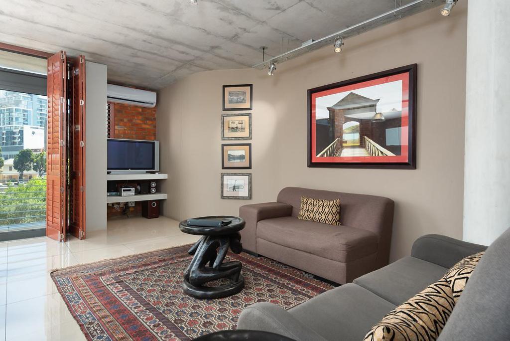Metropolis Luxury Apartments كيب تاون المظهر الخارجي الصورة